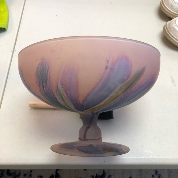 DECO ART DESIGNS /Candy Dish/ Frosted Satin Art Glass Handcrafted in Canada - Picture 2 of 7